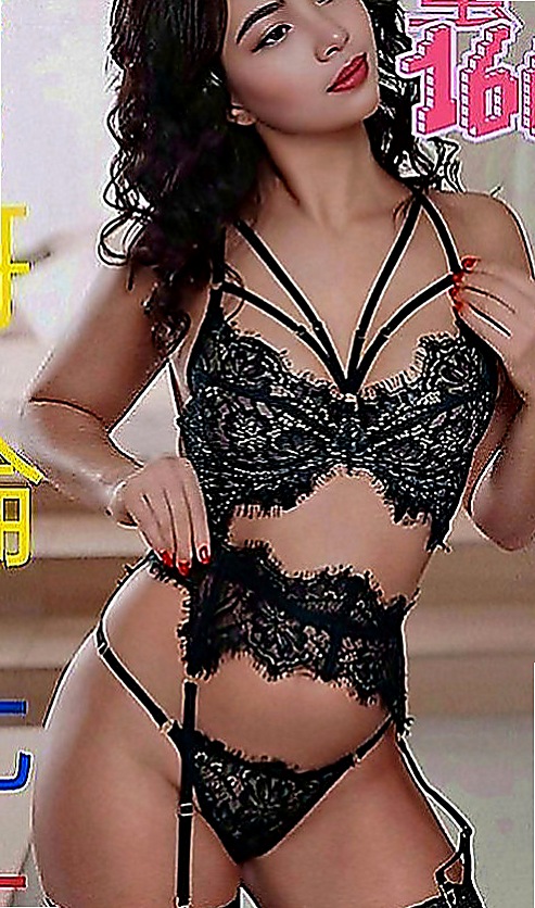 花蓮小姐外出：雨嘉 |鄰家女孩兼職~|166cm|46kg|E罩杯|22歲|一碰就濕 屬於敏感體質 曾經自己自慰   無抽煙，無刺青)另外特色是『乳交』