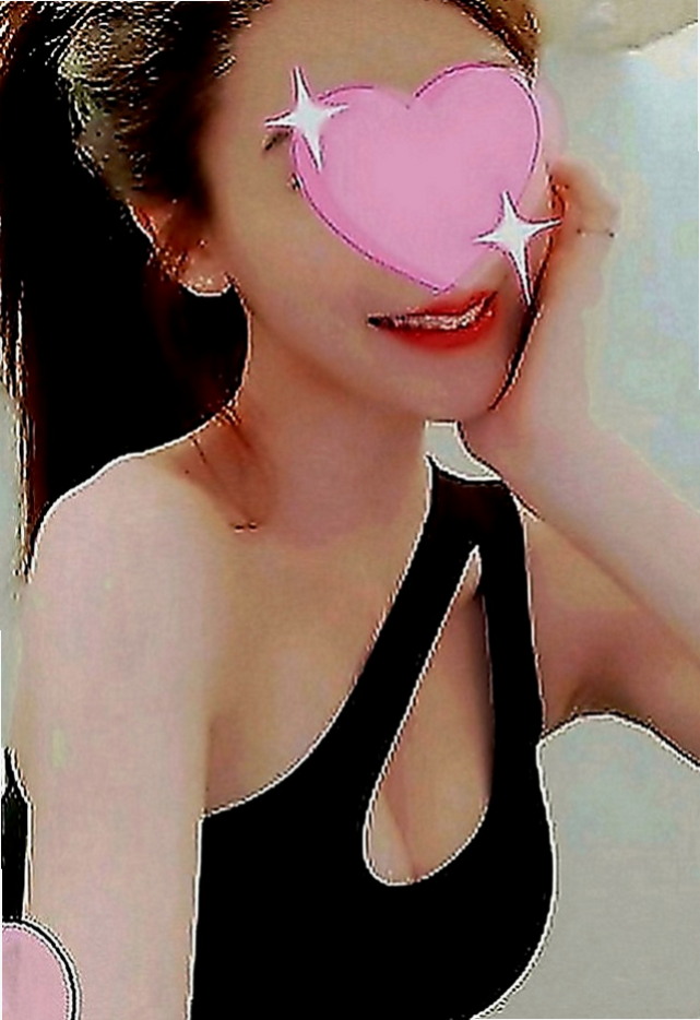 台中按摩全套：蜜莎 |大三學姐|169cm|42kg|E罩杯|22歲|嬌小可愛 帶點調皮 也對做愛有種興奮